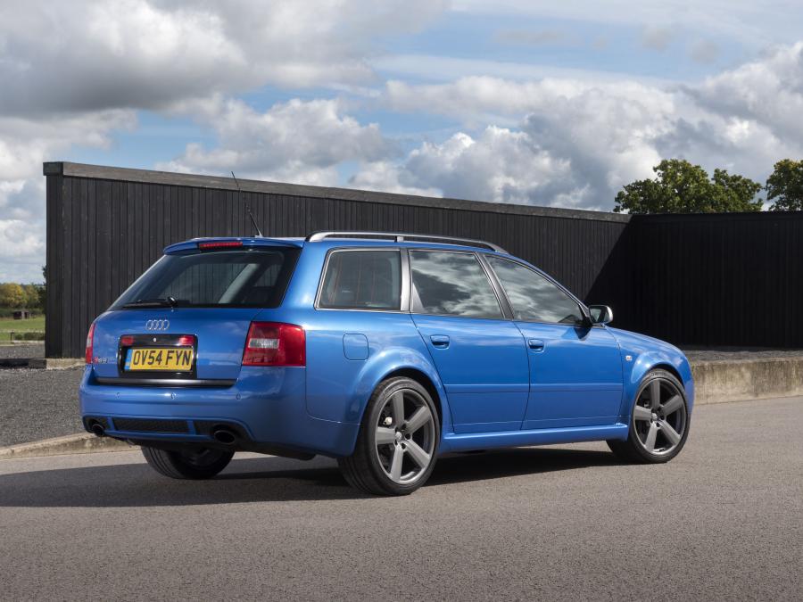  Audi RS6 plus Avant (4B, C5) 2004 года  (UK) (фото 3 из 14)